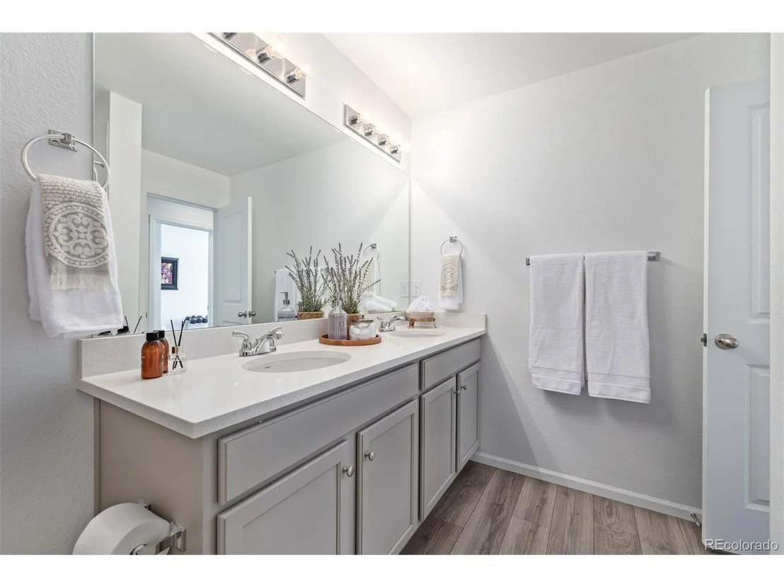Photo of 5529 Gray Wolf Ln