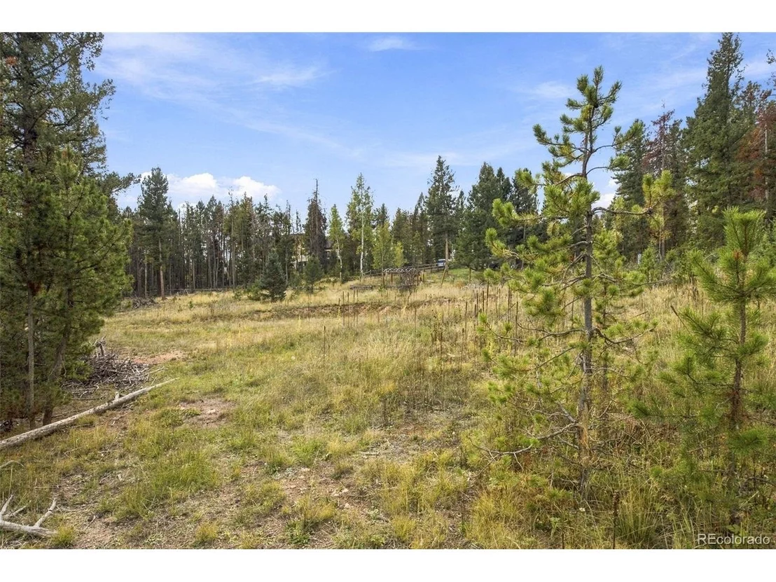 Photo of 27687 Pine Grove Trl