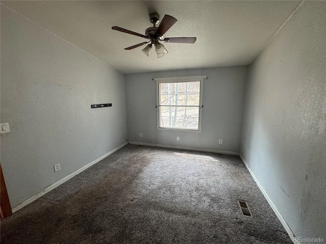 Photo of 1534 Roland Dr