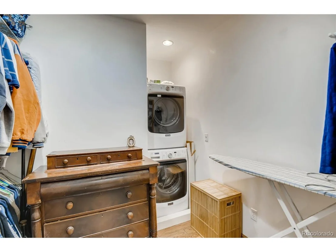 Photo of 115 Spruce Rd