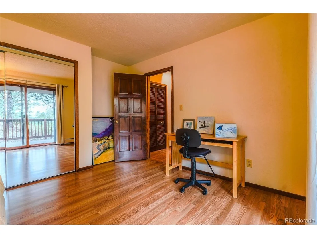 Photo of 8664 Middle Fork Rd