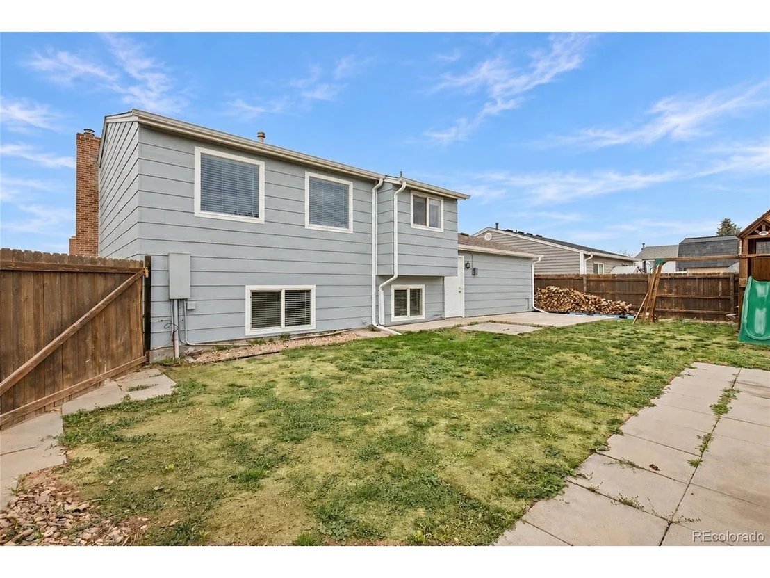 Photo of 216 Jefferson Dr