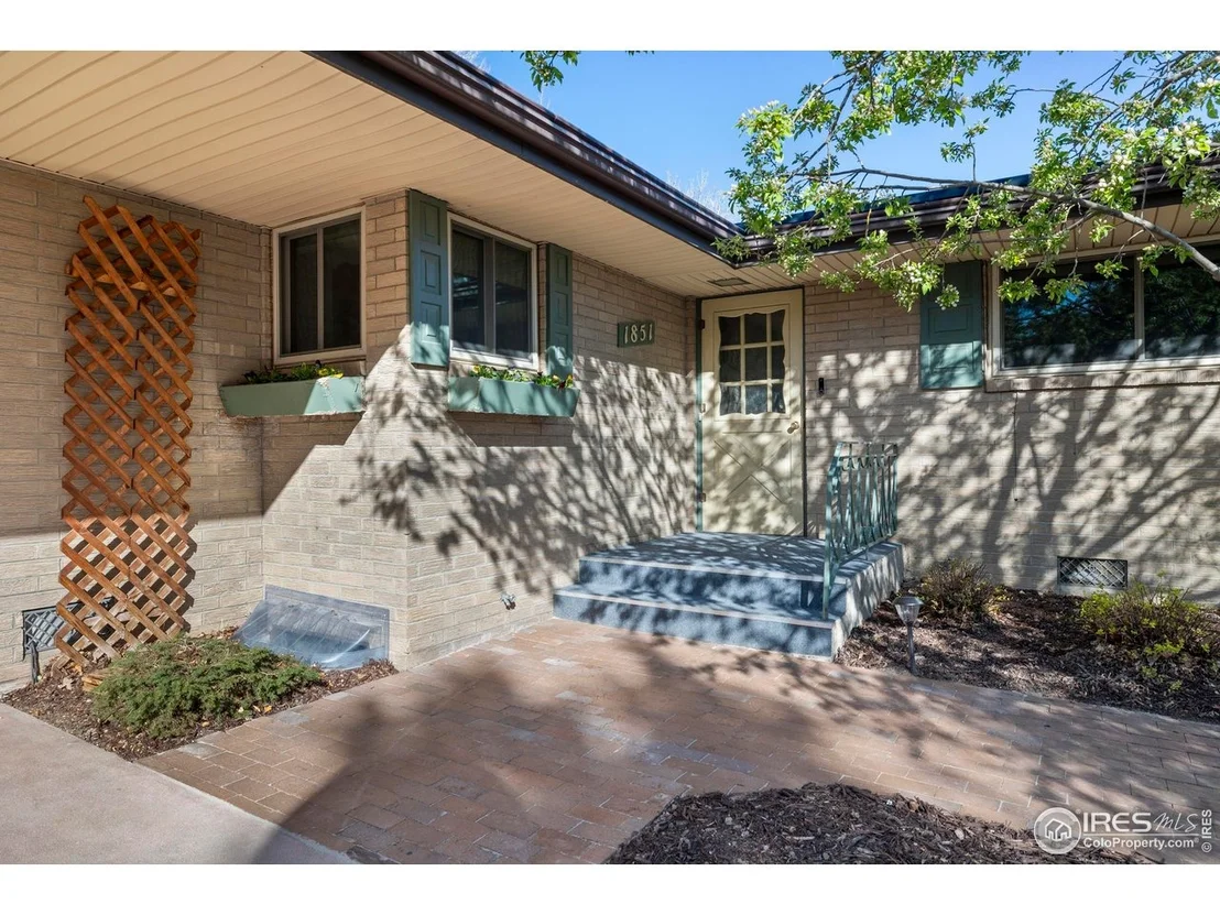 Photo of 1851 25th Ave