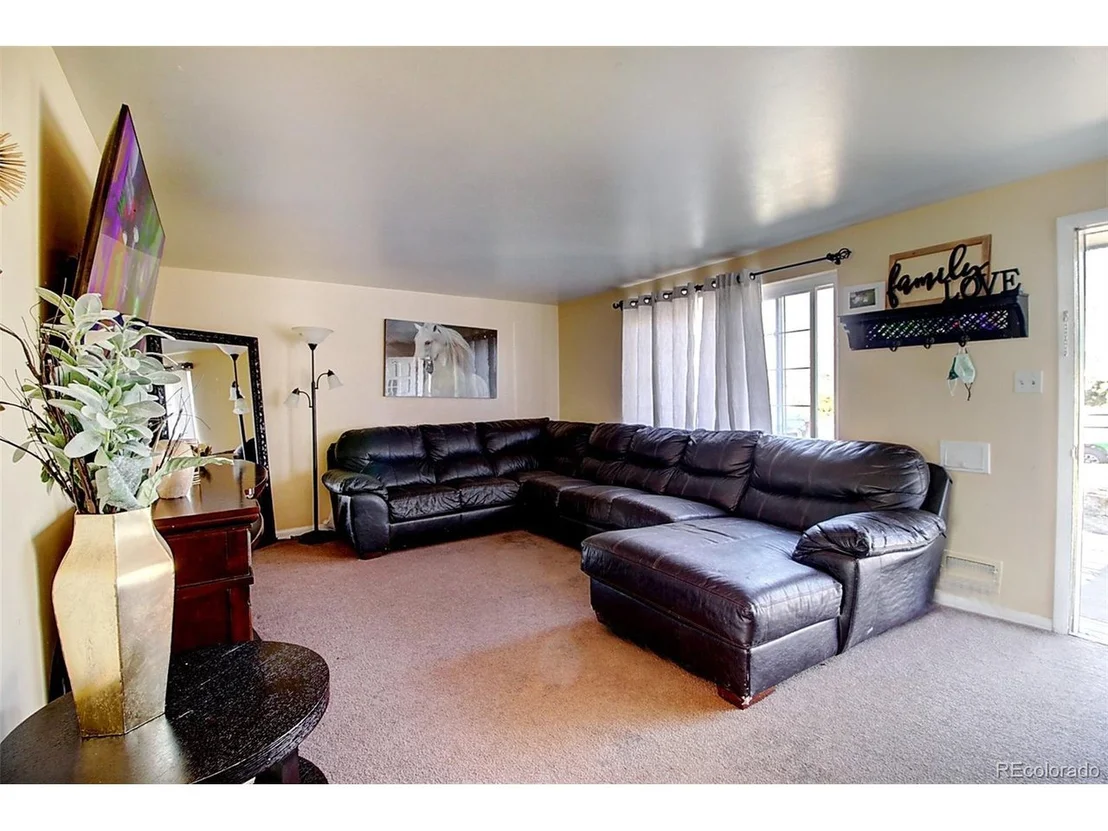 Photo of 415 Galena St