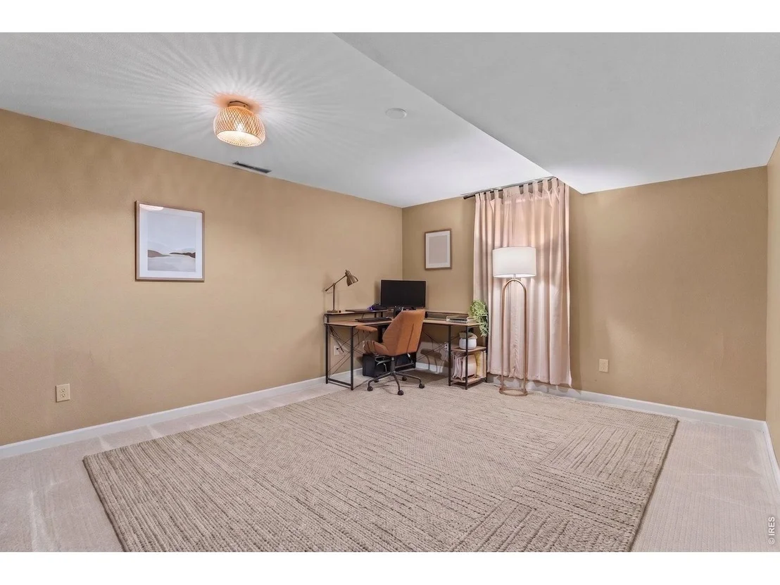 Photo of 817 Parkview Dr