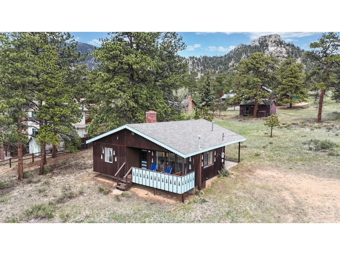 Photo of 1841 High Dr