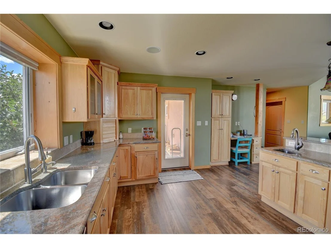 Photo of 8250 Windmill Ln