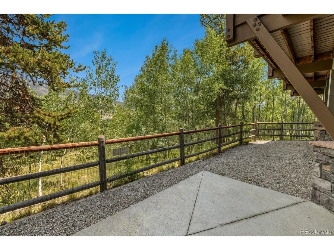 Photo of 1744 Falcon Dr