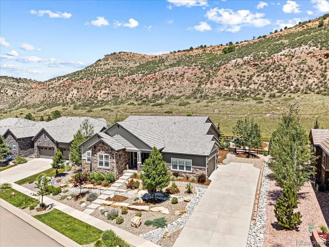 Photo of 4888 Hogback Ridge Rd