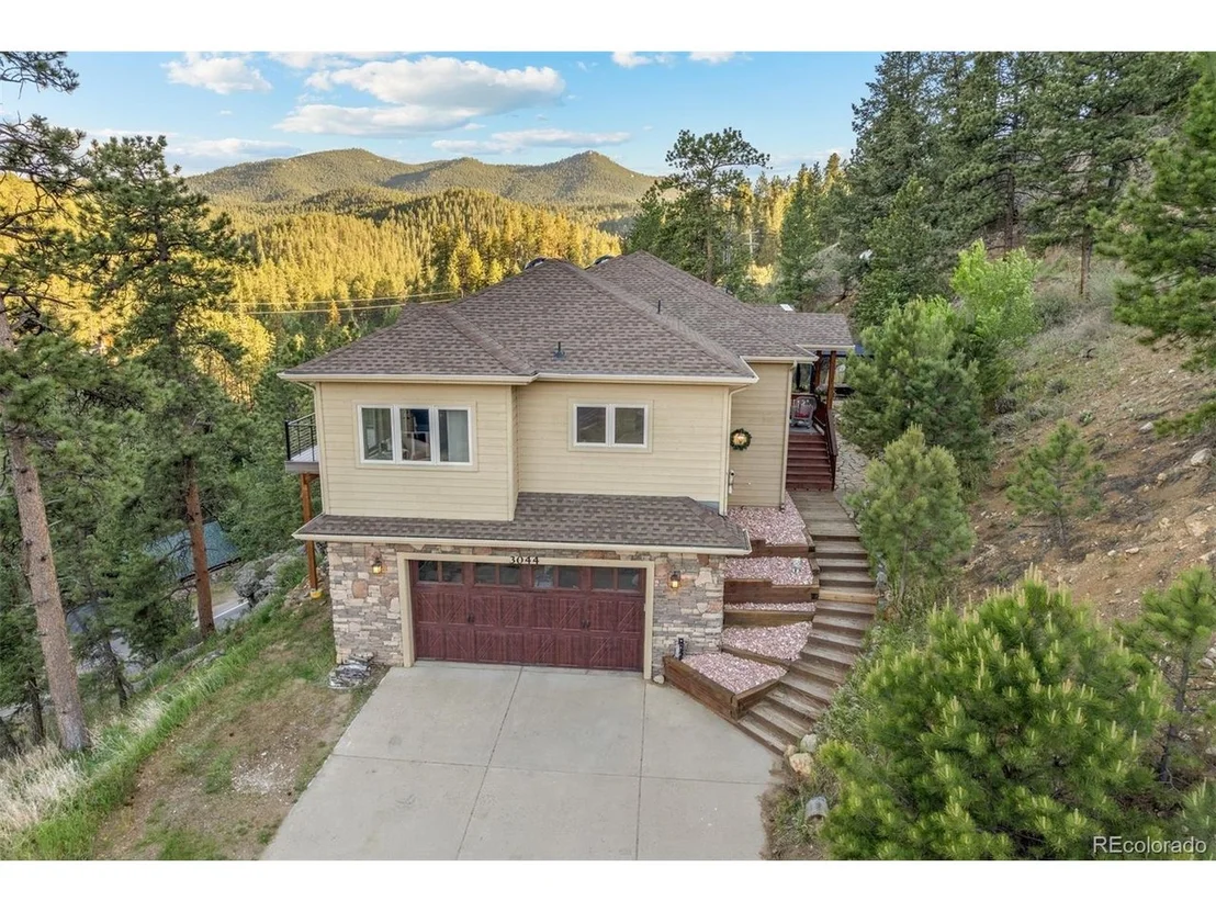 Photo of 3044 High Rd