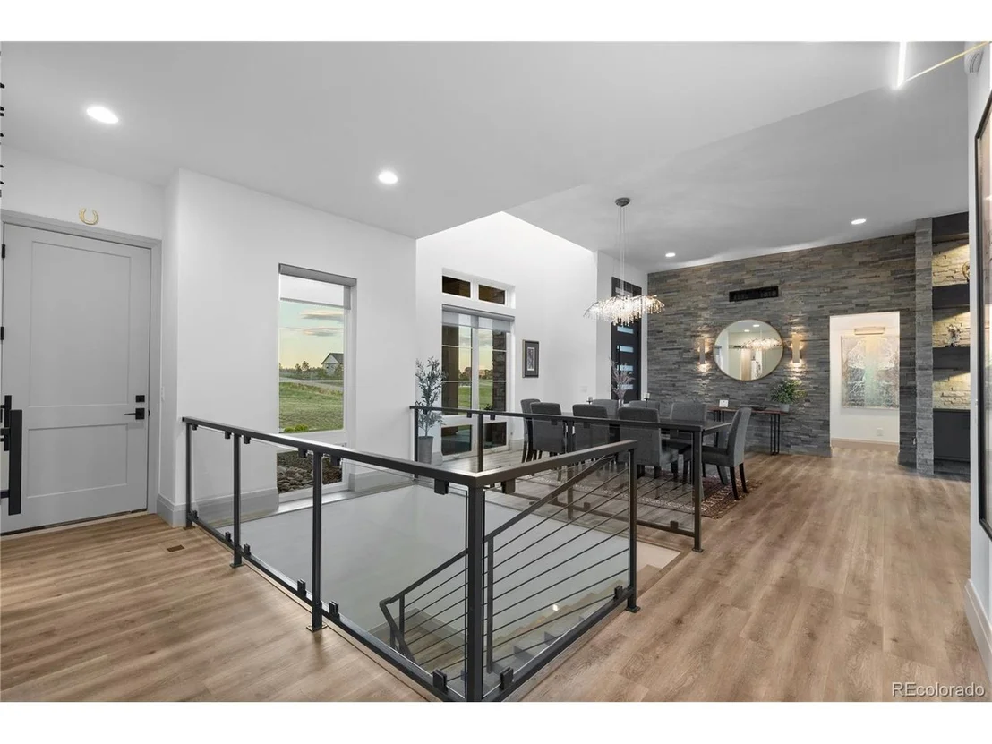 Photo of 10689 Shadow Pines Rd