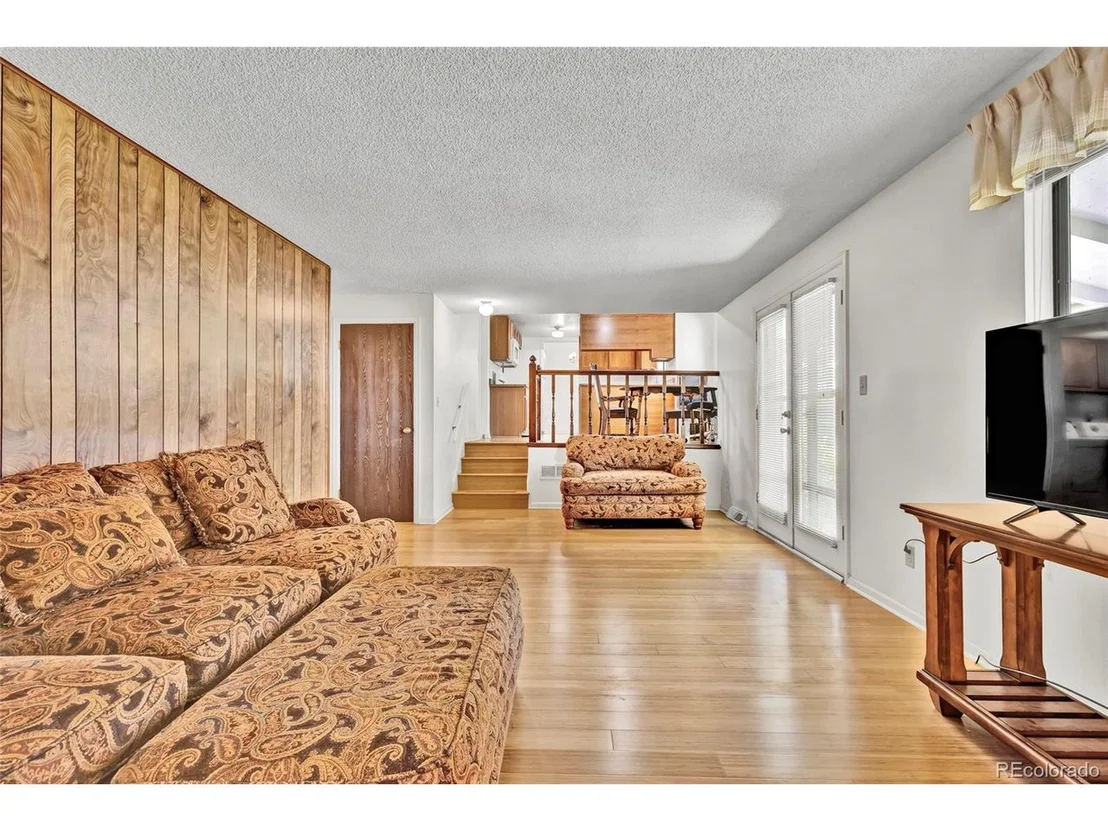 Photo of 844 Mercury Cir