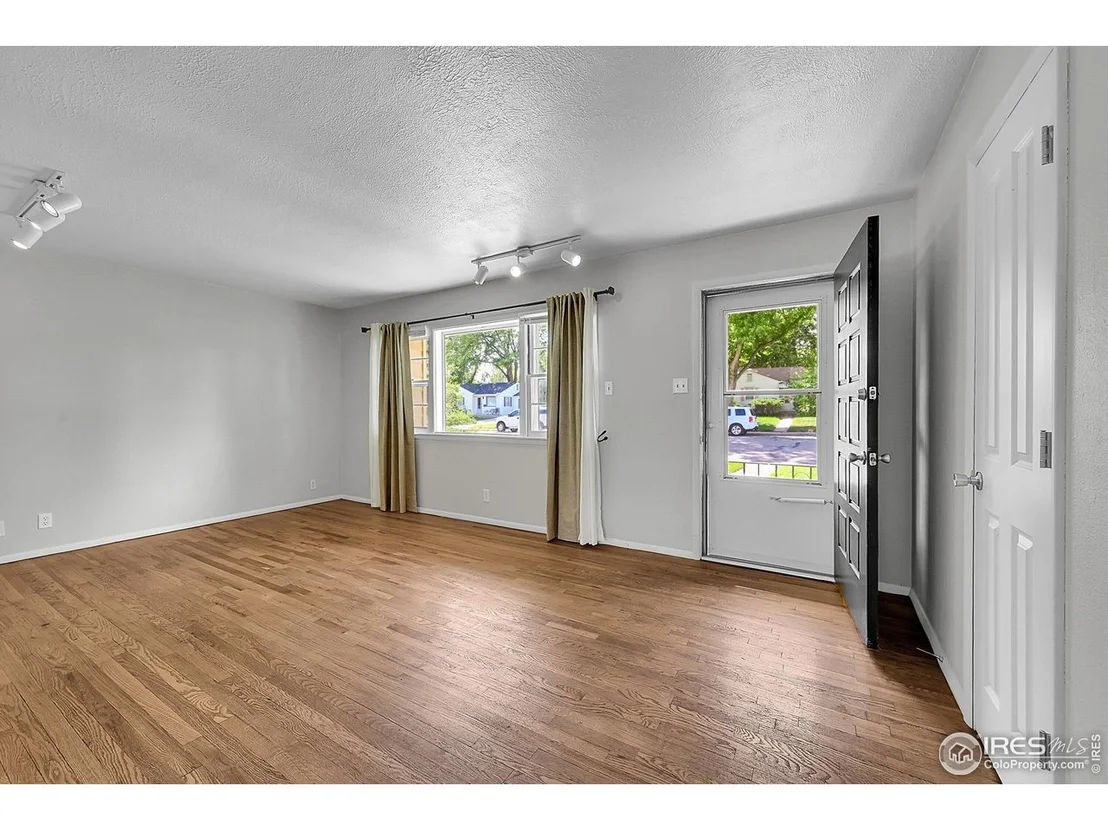 Photo of 2416 15th Ave
