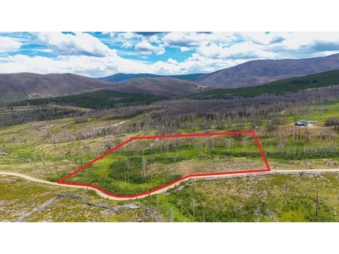Photo of 529 Quartz Rd