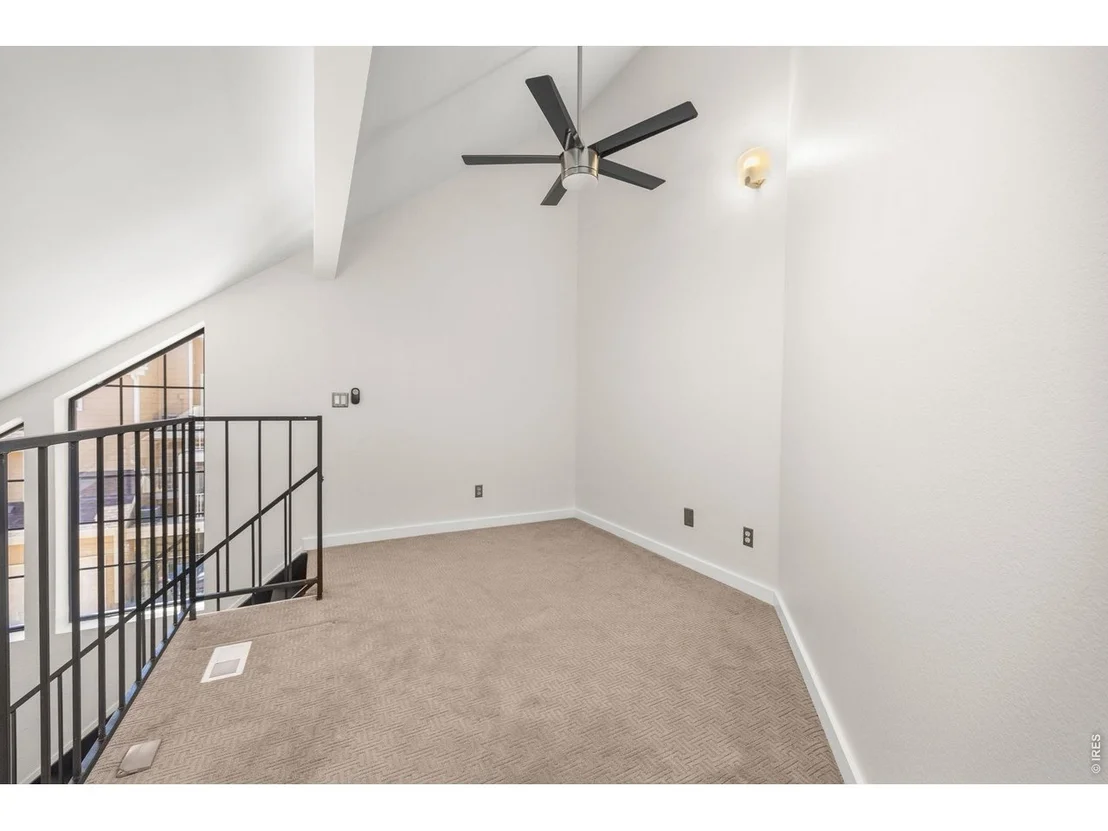 Photo of Unit B at 5904 Gunbarrel Ave