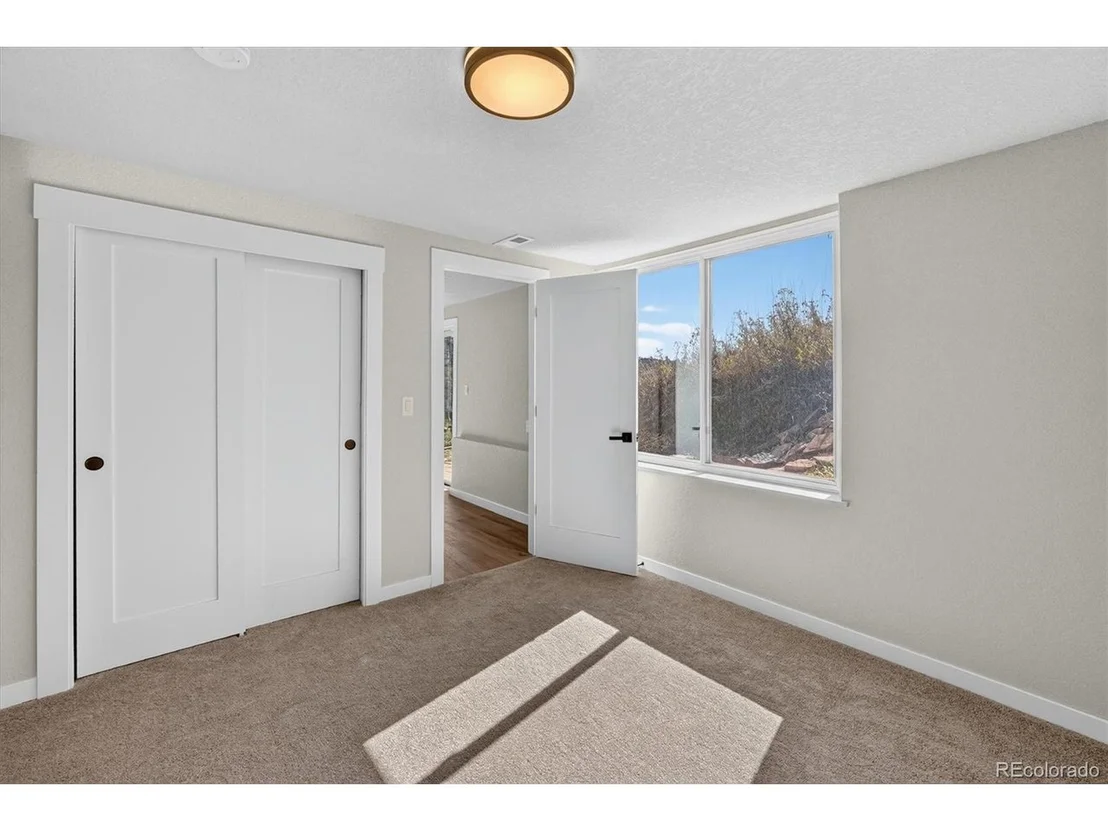 Photo of 6465 Red Hill Rd