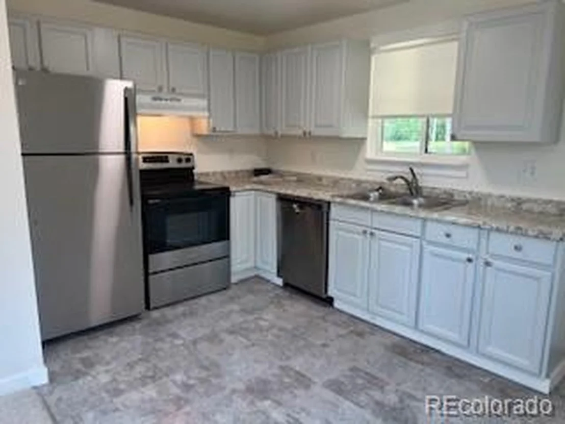 Photo of 3090 Aurora Ave