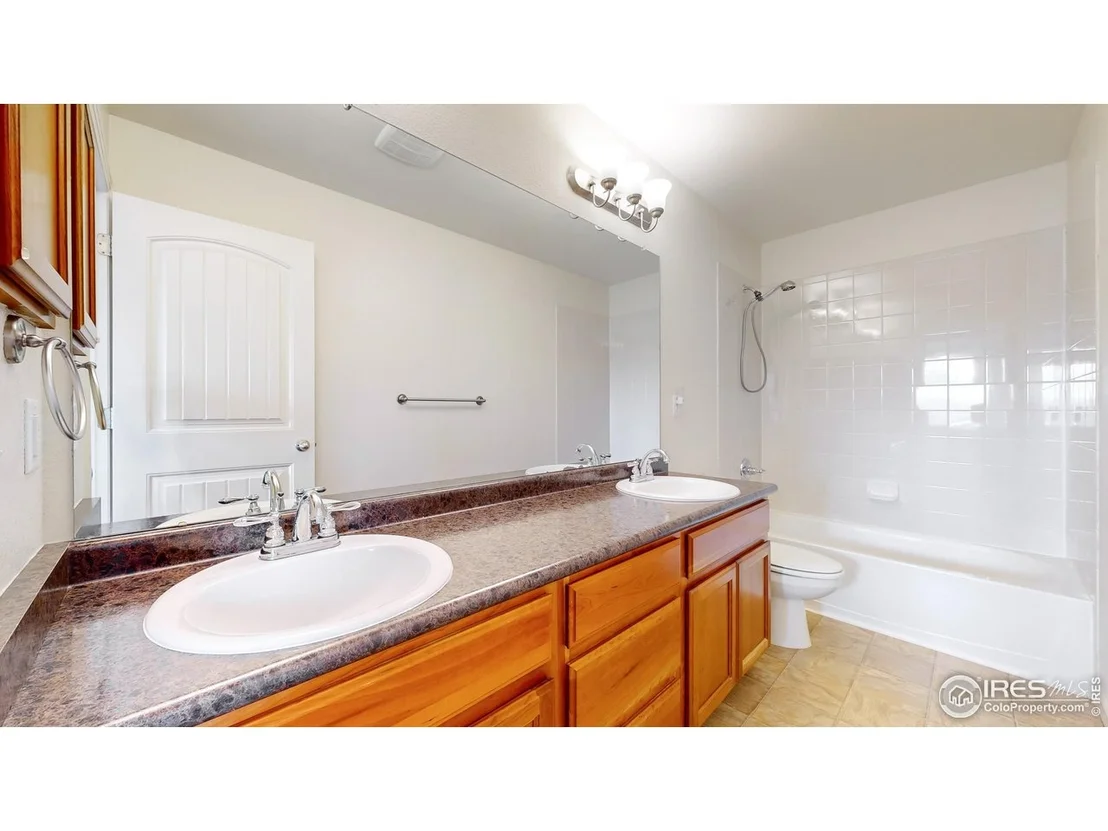 Photo of 419 Clark St