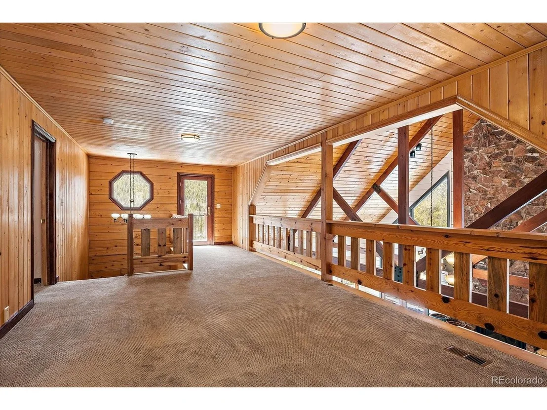 Photo of 81 Mountain View Dr