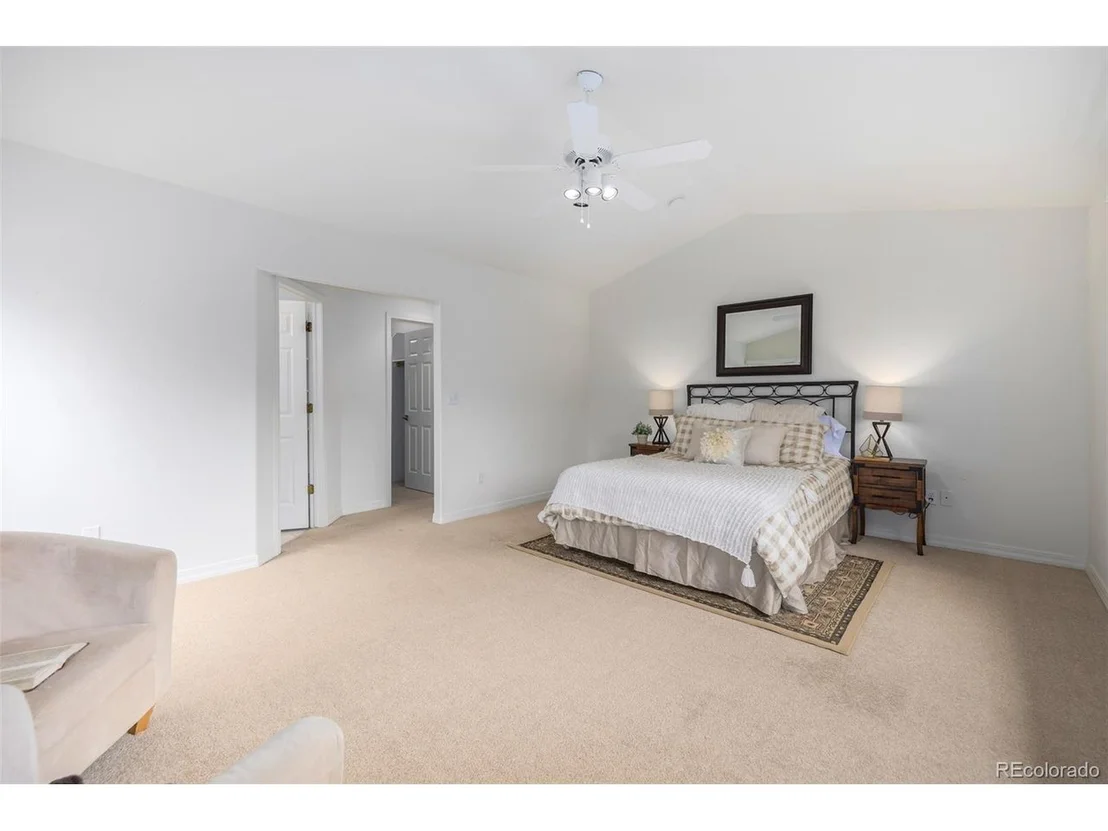 Photo of 6955 Sprucedale Park Way