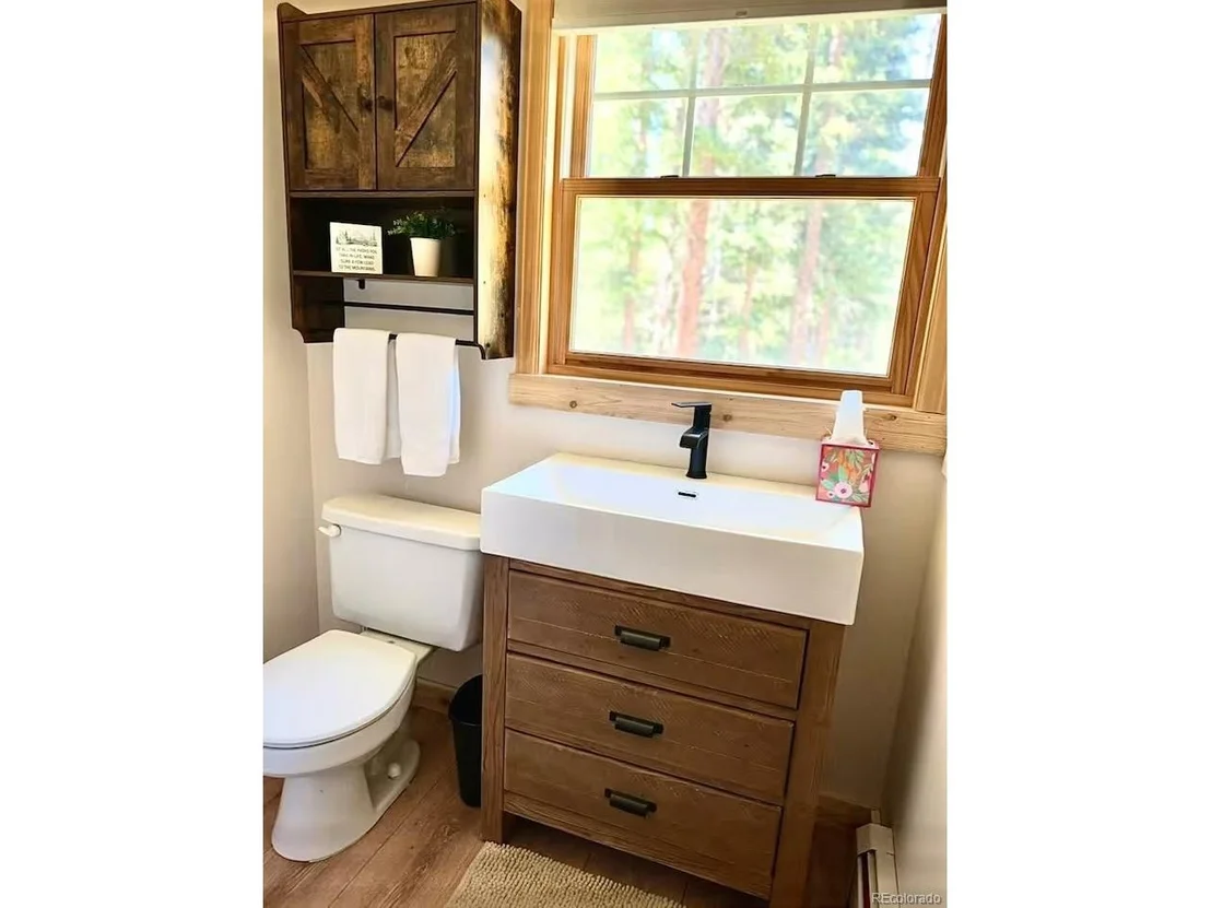 Photo of 215 Bum Dr