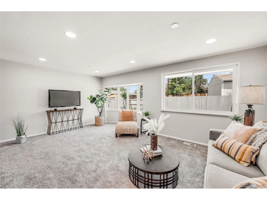 Photo of 5947 W 65th Ave