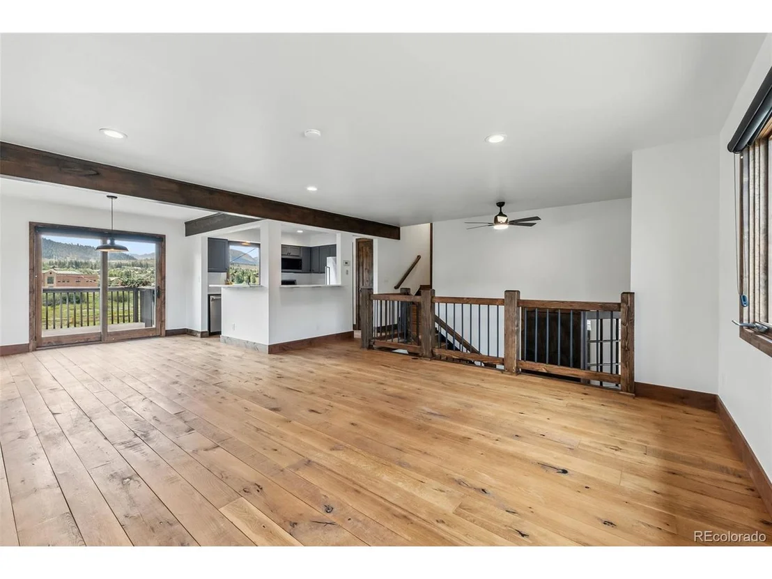 Photo of 815 Summit Dr