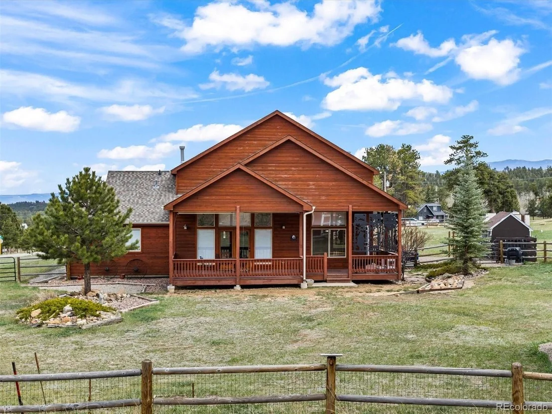 Photo of 85 Burland Dr