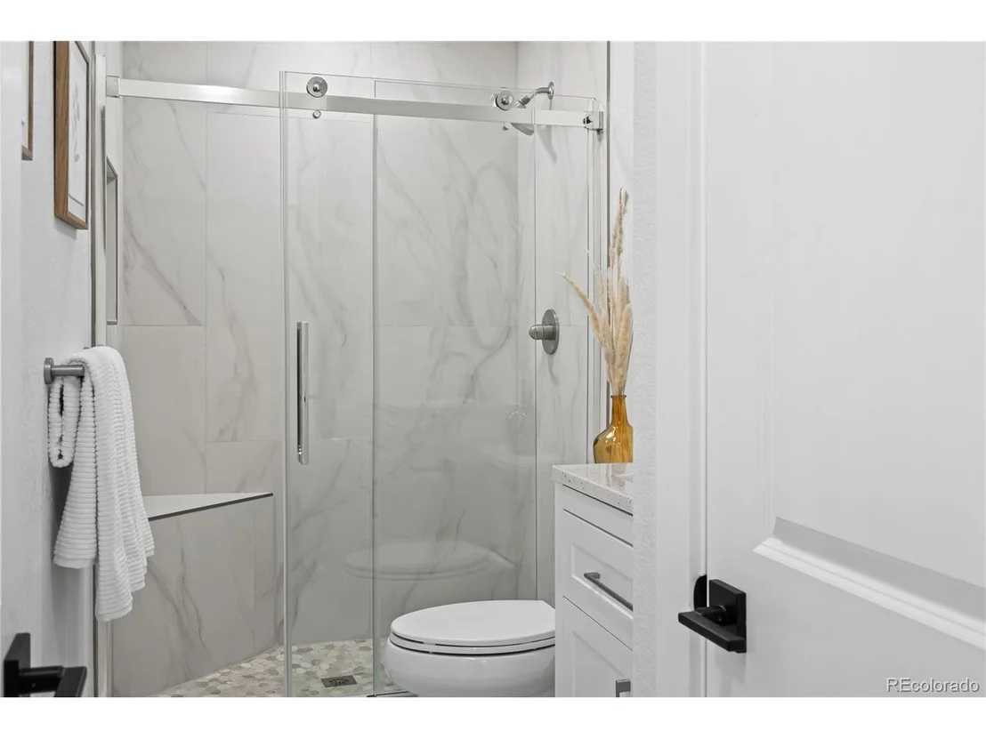 Photo of 6766 Zenobia Loop