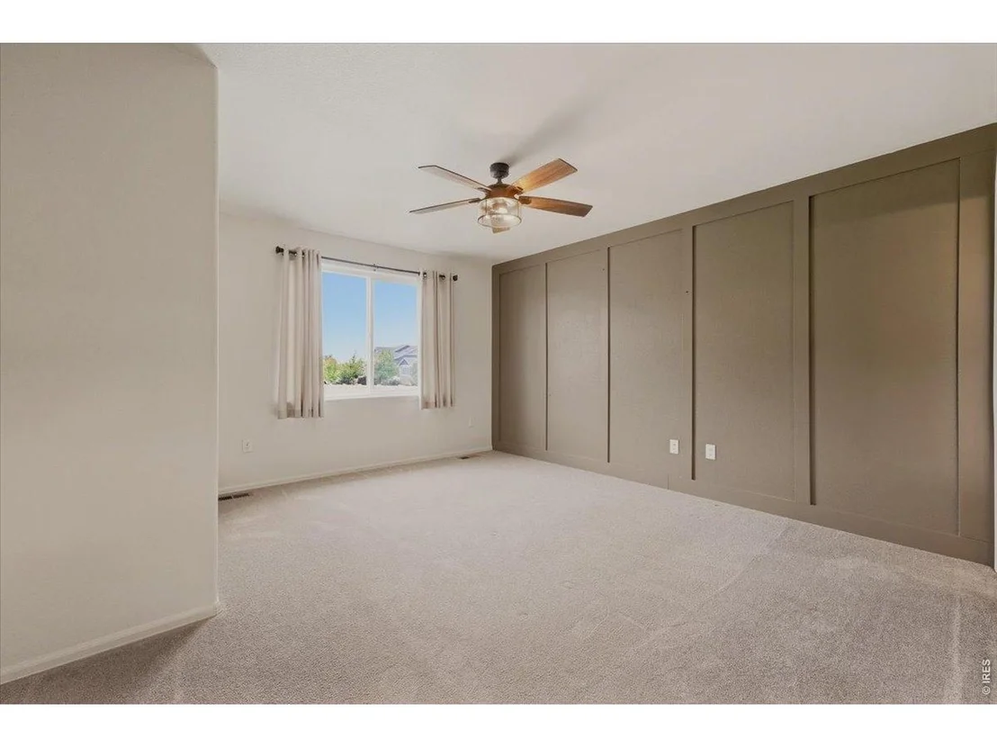 Photo of 639 Gore Range Dr