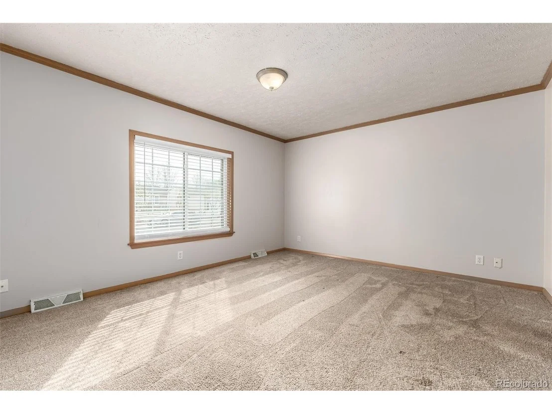 Photo of 5675 Bryant St