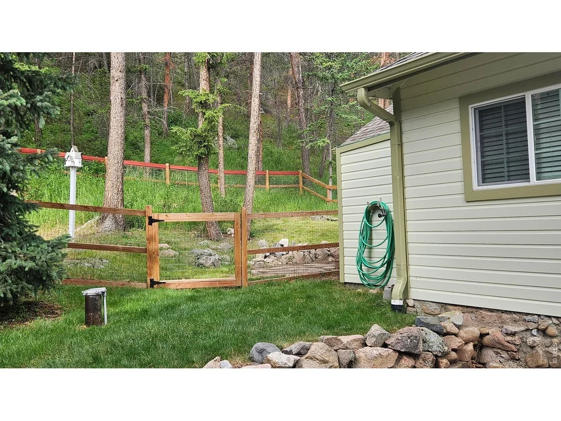 Photo of 42 Big Pine Ln