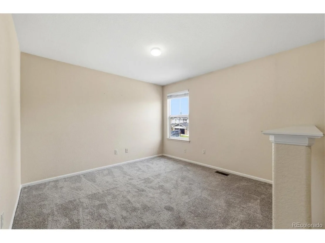 Photo of 9261 Jackson St