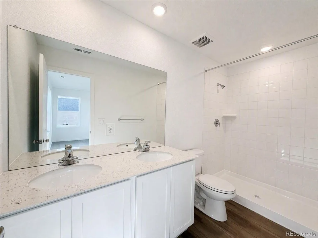 Photo of 4043 Shirley Dr