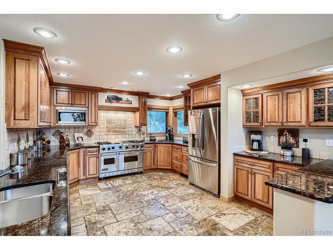 Photo of 1302 Royal Ridge Dr