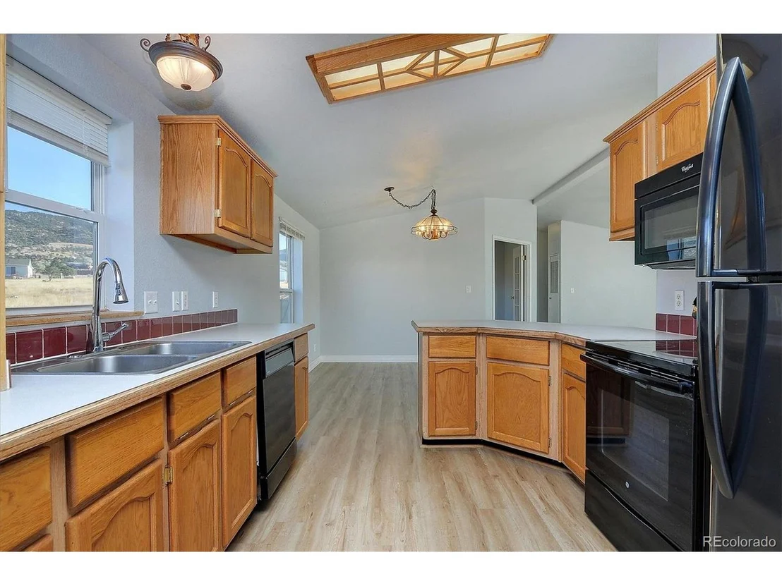 Photo of 9812 W Cherokee Dr