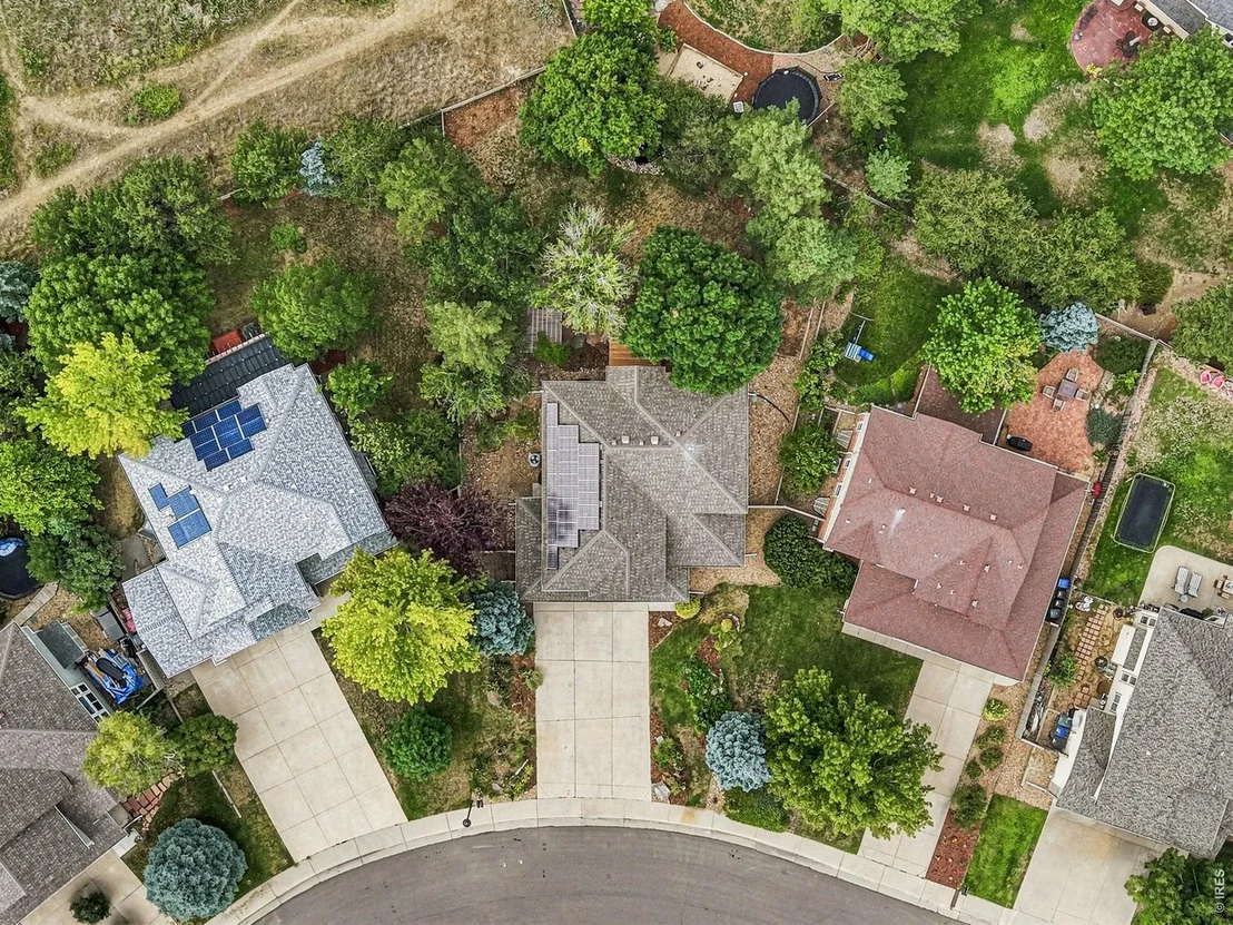 Photo of 2854 Blue Jay Way