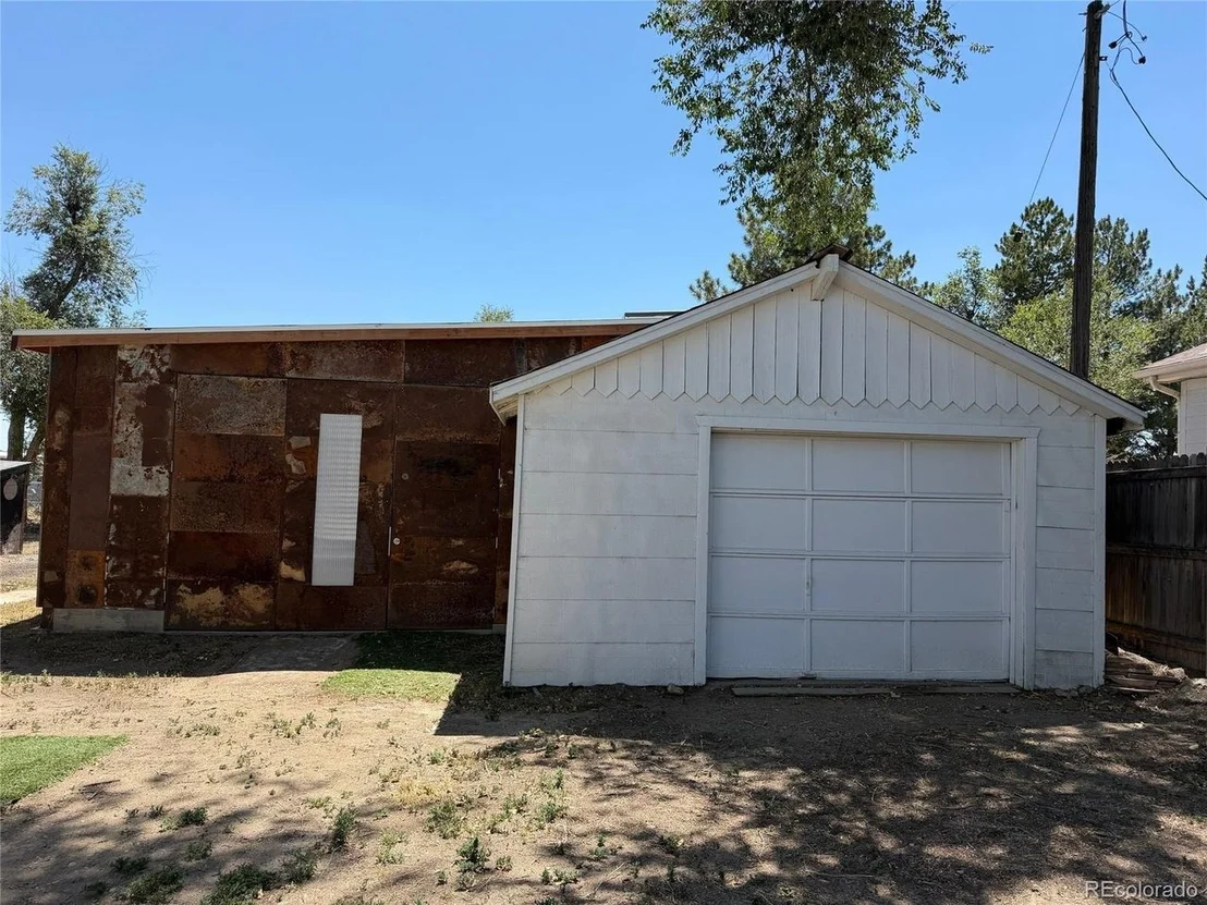 Photo of 2840 W 65th Pl