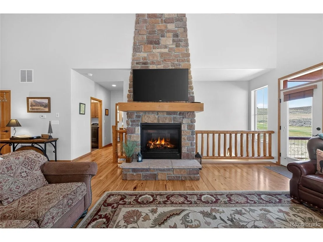 Photo of 150 Fairview Ln