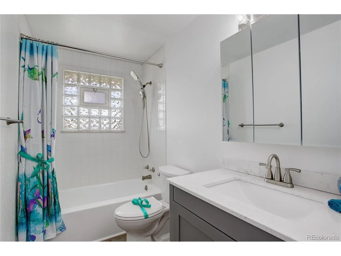 Photo of 8587 W 78th Pl