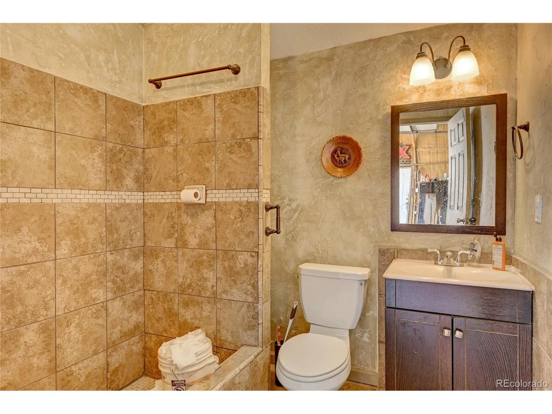 Photo of 2900 W 66th Pl