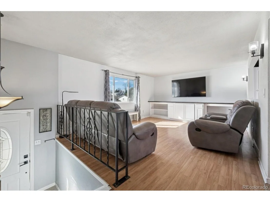 Photo of 219 Dianna Dr