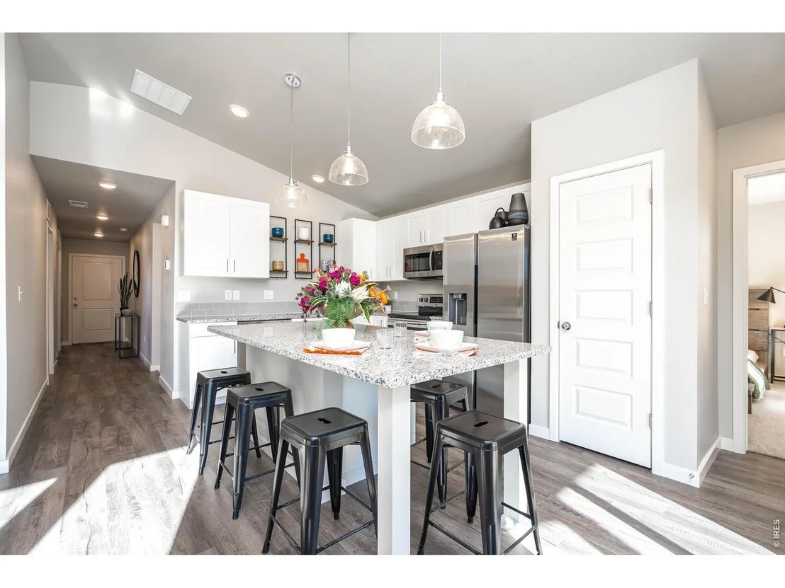 Photo of 611 85th Ave