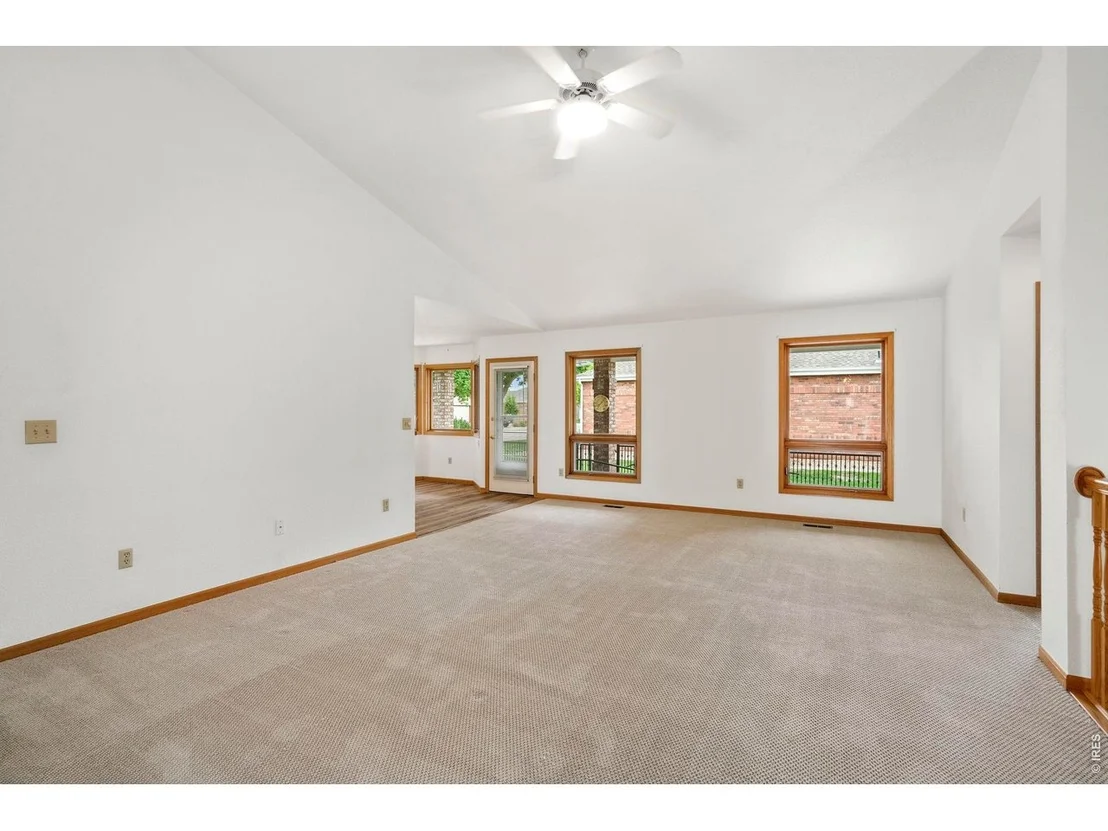 Photo of 532 Trailwood Cir