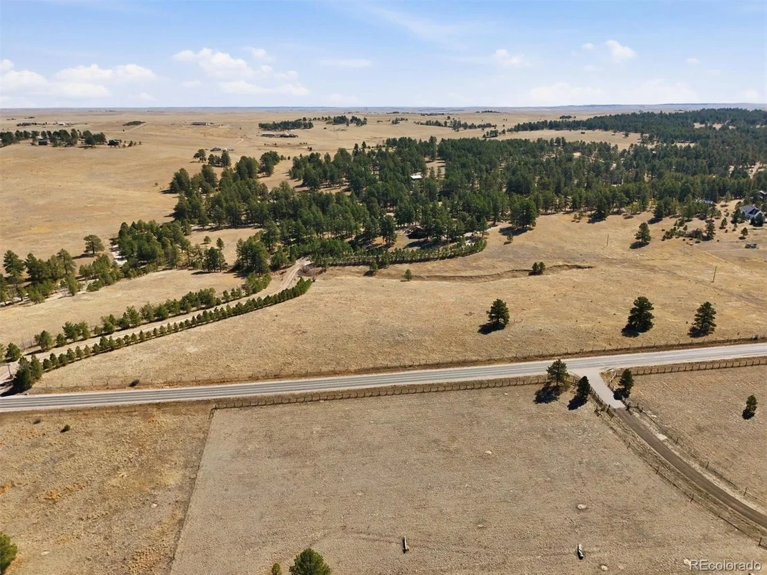 Photo of 39080 County Road 21