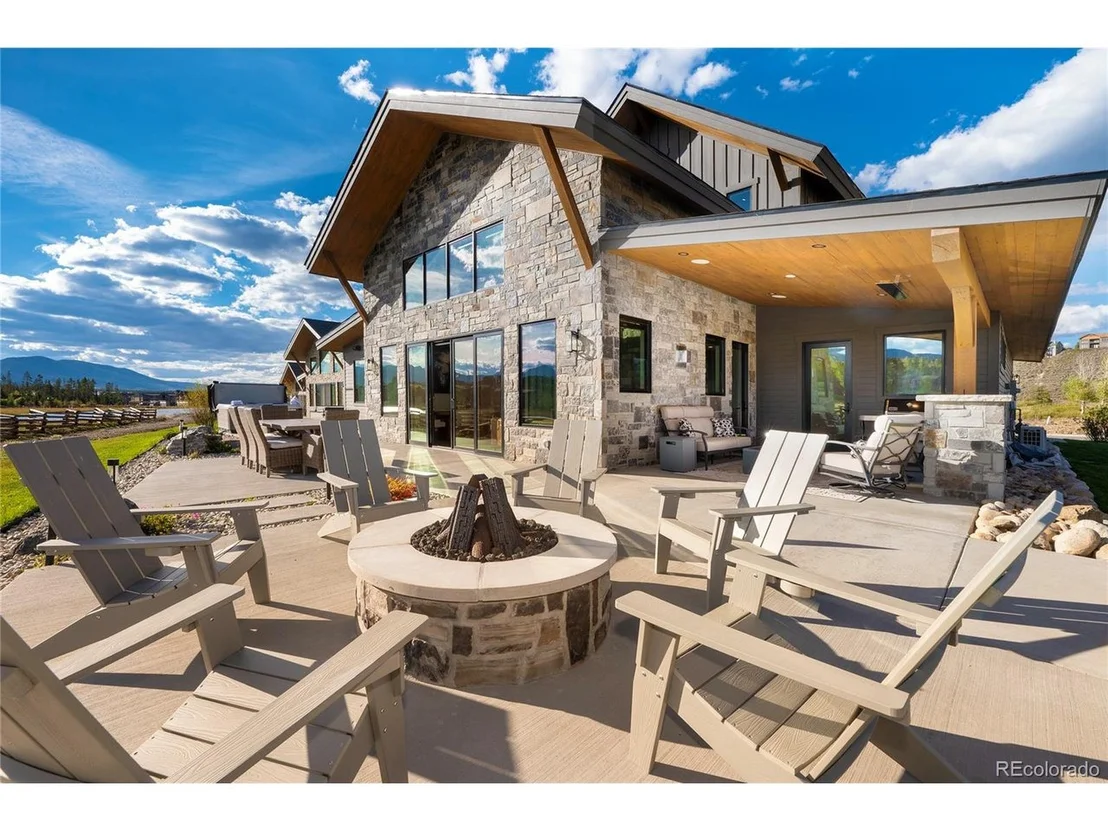 Photo of 305 Hay Meadow Dr