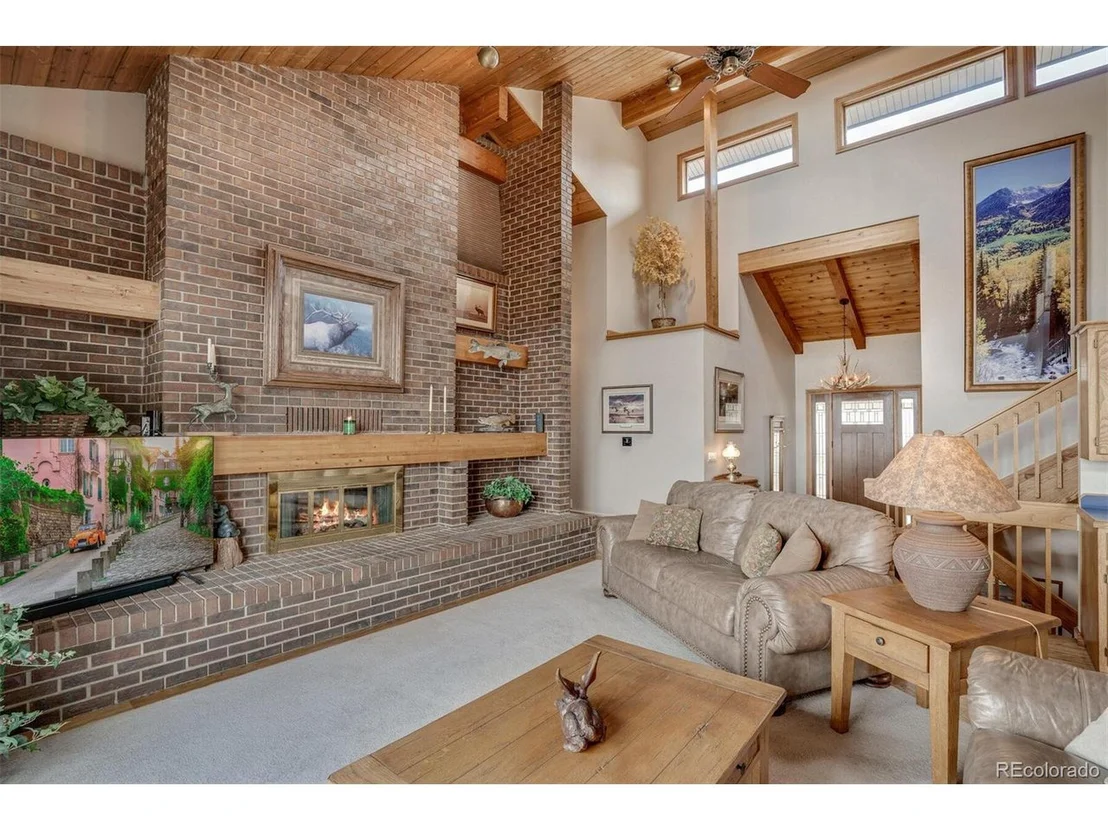 Photo of 836 Valley Rd