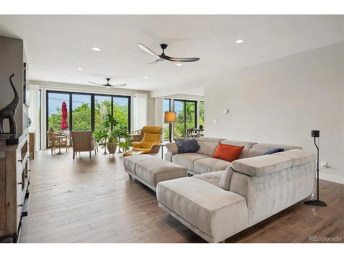 Photo of 31 Skyline Dr