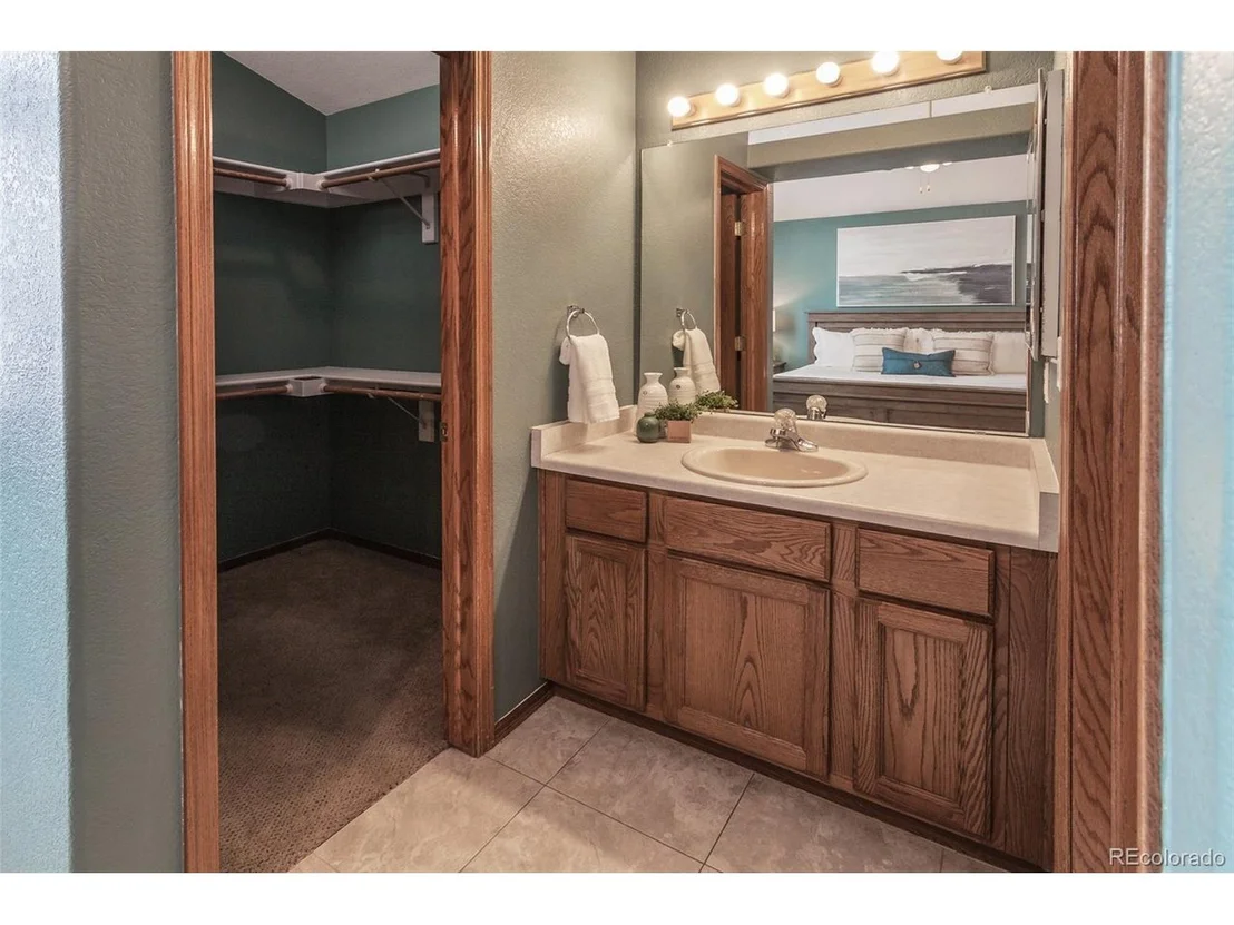 Photo of 555 Cherrywood Dr