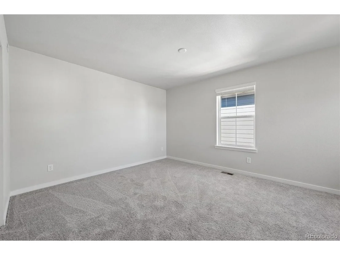 Photo of 4601 N Versailles Way